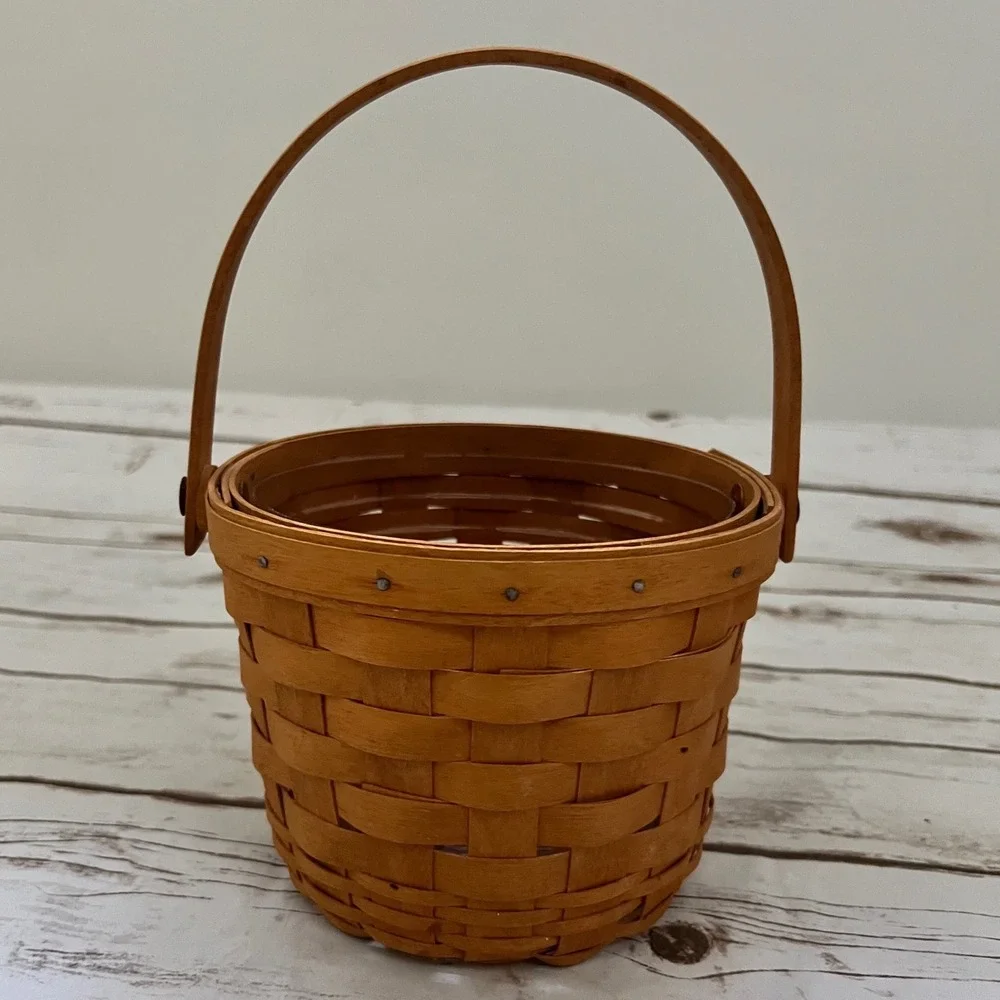VTG Longaberger Basket Brown Round Woven Swivel Handle Plastic Liner 1997 Small